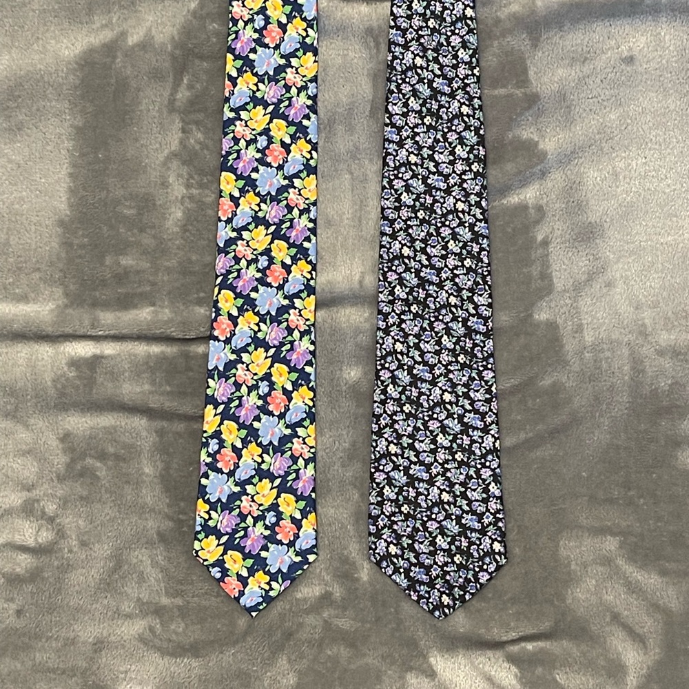 Floral Patterned Ties Set